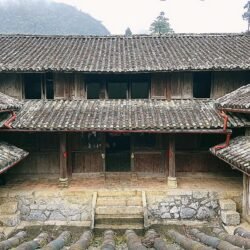 Dinh Vua Mèo - Vương Chính Đức